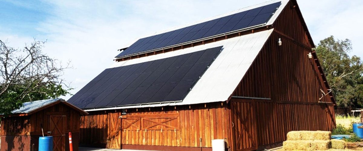 solar-installation-on-barns